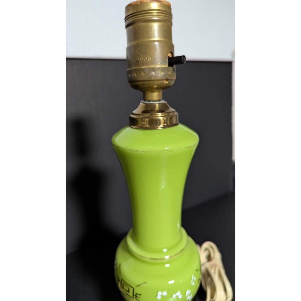 Vintage 1950's Working Pair of Hand Painted Green Glass & Brass Table Lamps - Picture 13 of 16